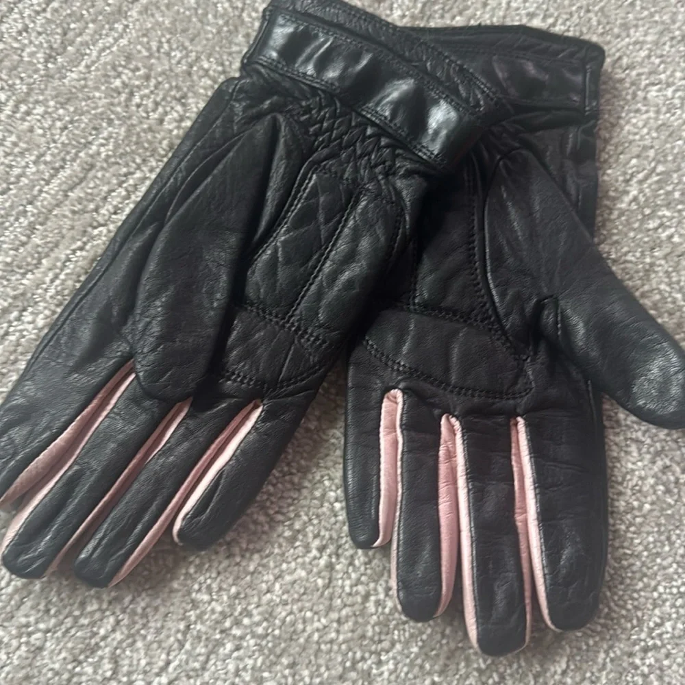 Harley Davidson Pink Label ladies leather riding gloves - Picture 3 of 4